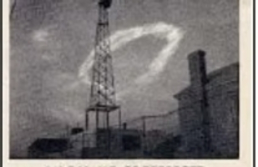 Três imagens de nuvens com formato de coração - 1ª