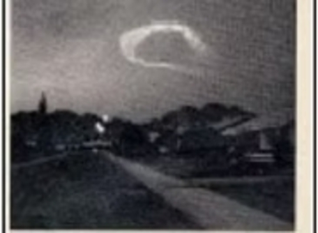 Três imagens de nuvens com formato de coração - 2ª